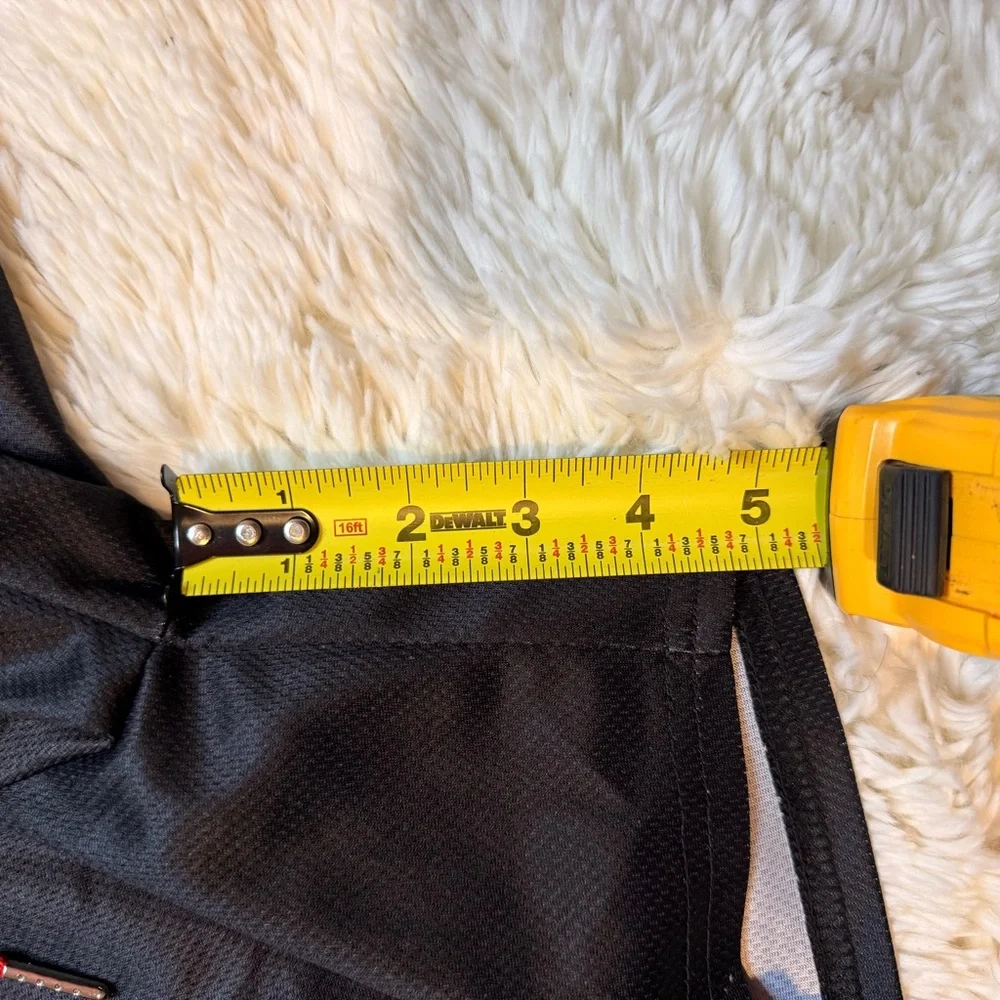 Invicta kuru men’s large mash mesh style shorts no liner 5” inseam - Picture 3 of 11